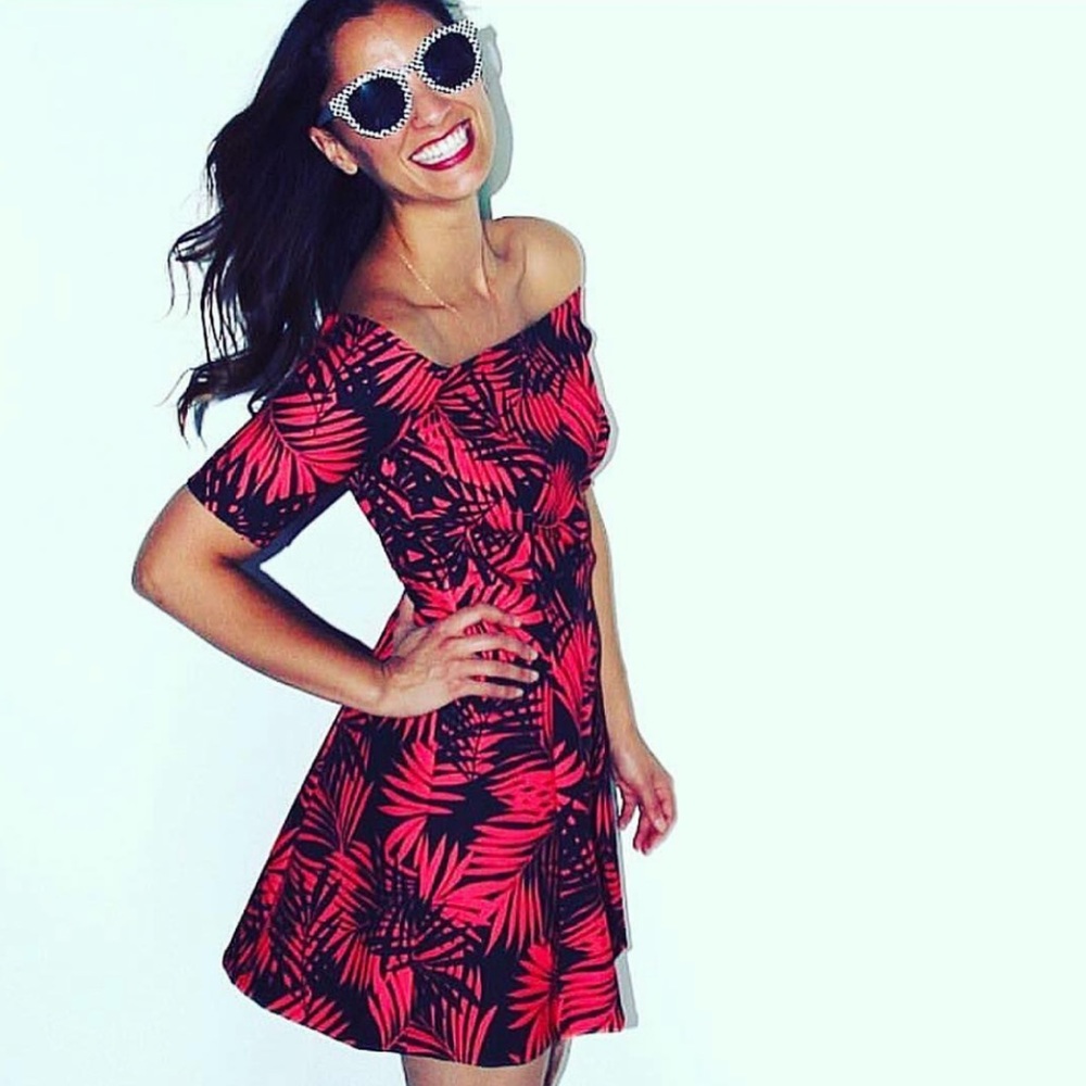 NWT Zara tropical mini OTS, sz small